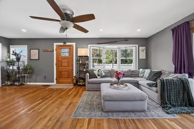 6 Pontiac St, New Bedford, MA 02745 - Photo 5