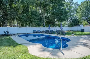 156 Oak St, Weymouth, MA 02190 - Photo 5
