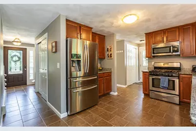 80 Slater St, Attleboro, MA 02703 - Photo 7