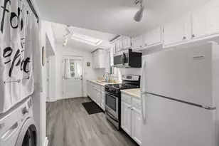 26 Wallis St, Beverly, MA 01915 - Photo 7