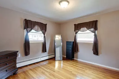 138 Rea St, Lowell, MA 01852 - Photo 17