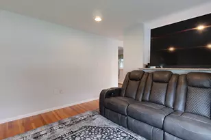 138 Rea St, Lowell, MA 01852 - Photo 11