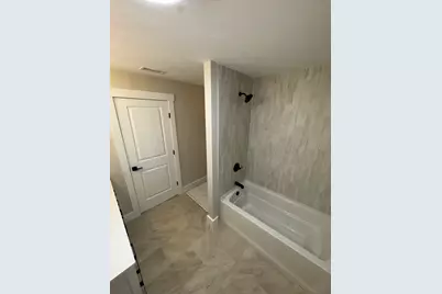 191 Oxford Ave #2, Dudley, MA 01571 - Photo 25