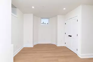 219 Trenton St, Boston, MA 02128 - Photo 19