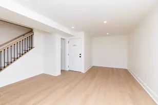 219 Trenton St, Boston, MA 02128 - Photo 15