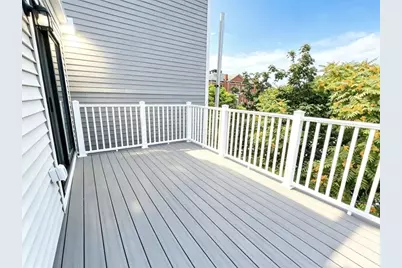 84 Chelsea St #3, Boston, MA 02128 - Photo 9