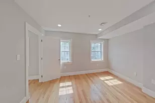 84 Chelsea St, Boston, MA 02128 - Photo 15