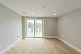 84 Chelsea St, Boston, MA 02128 - Photo 7
