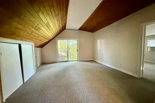 8A Warren Pl, Framingham, MA 01701 - Photo 9