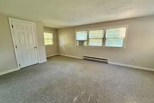8A Warren Pl, Framingham, MA 01701 - Photo 11