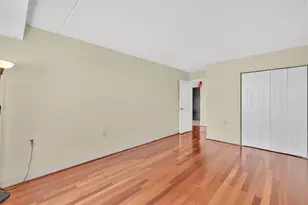 30 Daniels St, Malden, MA 02148 - Photo 11