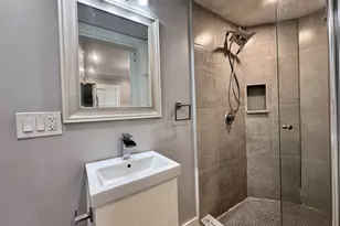 27 Plymouth St, Cambridge, MA 02141 - Photo 11