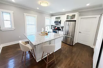 27 Plymouth St #3, Cambridge, MA 02141 - Photo 1