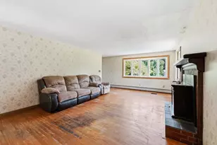 60 S West St, Agawam, MA 01001 - Photo 13