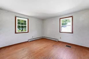 60 S West St, Agawam, MA 01001 - Photo 27