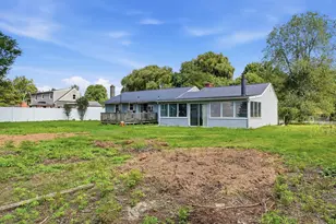 60 S West St, Agawam, MA 01001 - Photo 5