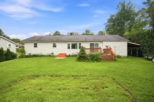 115 Bemis Rd, Holyoke, MA 01040 - Photo 27