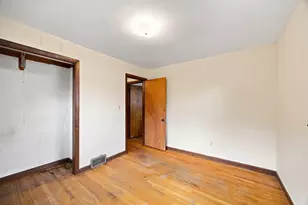 115 Bemis Rd, Holyoke, MA 01040 - Photo 23