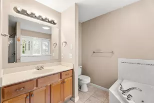 7 Hartswood Dr, Haverhill, MA 01830 - Photo 27