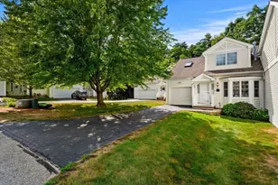 7 Hartswood Dr, Haverhill, MA 01830 - Photo 3