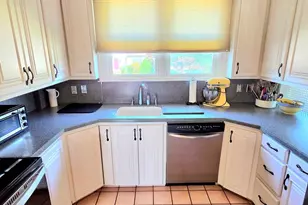 1015 Madison St, Fall River, MA 02720 - Photo 17