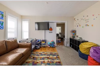 12 Richmond Ave, Worcester, MA 01602 - Photo 15