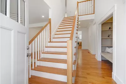 32 Hickory Cliff Rd, Newton, MA 02464 - Photo 3