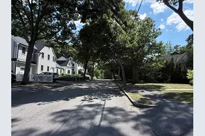 32 Hickory Cliff Rd, Newton, MA 02464 - Photo 37