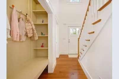 32 Hickory Cliff Rd, Newton, MA 02464 - Photo 5