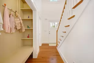32 Hickory Cliff Rd, Newton, MA 02464 - Photo 5