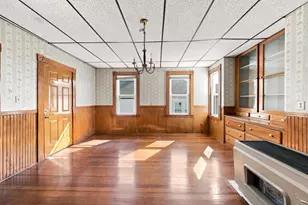 99 Hazard St, New Bedford, MA 02740 - Photo 15