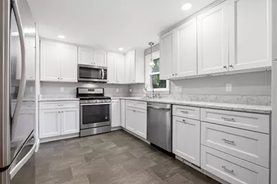 203 Hobart St, Braintree, MA 02184 - Photo 11