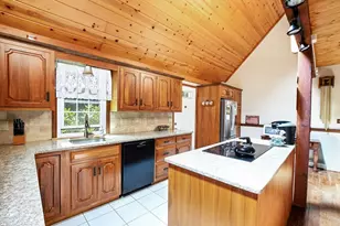 7 Village Dr, Sandwich, MA 02537 - Photo 11