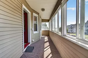16 Bedford St, Quincy, MA 02169 - Photo 5