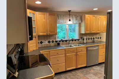 6 Meadowbrook Rd, Springfield, MA 01128 - Photo 11