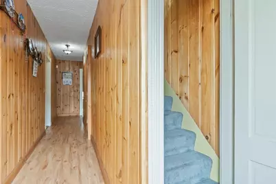 122 Lawrence, Clinton, MA 01510 - Photo 19
