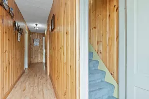 122 Lawrence, Clinton, MA 01510 - Photo 19