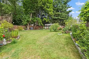 122 Lawrence, Clinton, MA 01510 - Photo 27