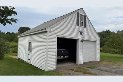 142 W Main St, Spencer, MA 01562 - Photo 5
