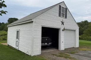 142 W Main St, Spencer, MA 01562 - Photo 5