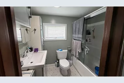 142 W Main St, Spencer, MA 01562 - Photo 17