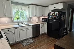 142 W Main St, Spencer, MA 01562 - Photo 13