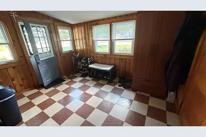 142 W Main St, Spencer, MA 01562 - Photo 7