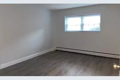 15 Cass St #4, Boston, MA 02132 - Photo 5