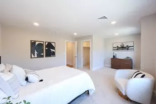 63 Thomas Mann Cir, Norfolk, MA 02056 - Photo 23
