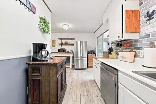145 Brooks Village Rd, Templeton, MA 01468 - Photo 9