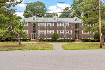 40 Edgelawn  Ave #3, North Andover, MA 01845 - Photo 1