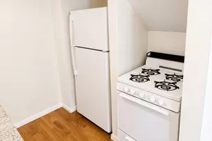 19 Chestnut St, Framingham, MA 01701 - Photo 11