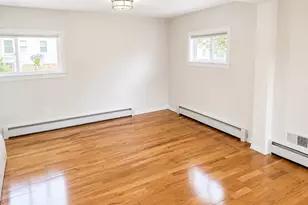 19 Chestnut St, Framingham, MA 01701 - Photo 3