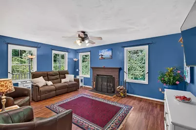 1036 Pleasant Street, Leominster, MA 01453 - Photo 19